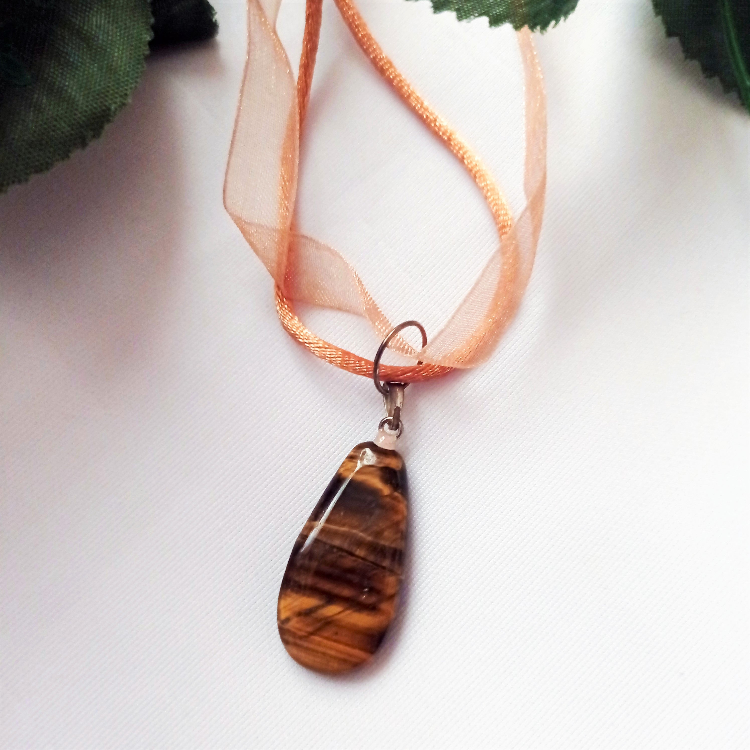 Tiger Eye Necklace, Heart Pendant Necklace, Gemstone Necklace, Ribbon Necklace | by nlanlaVictory